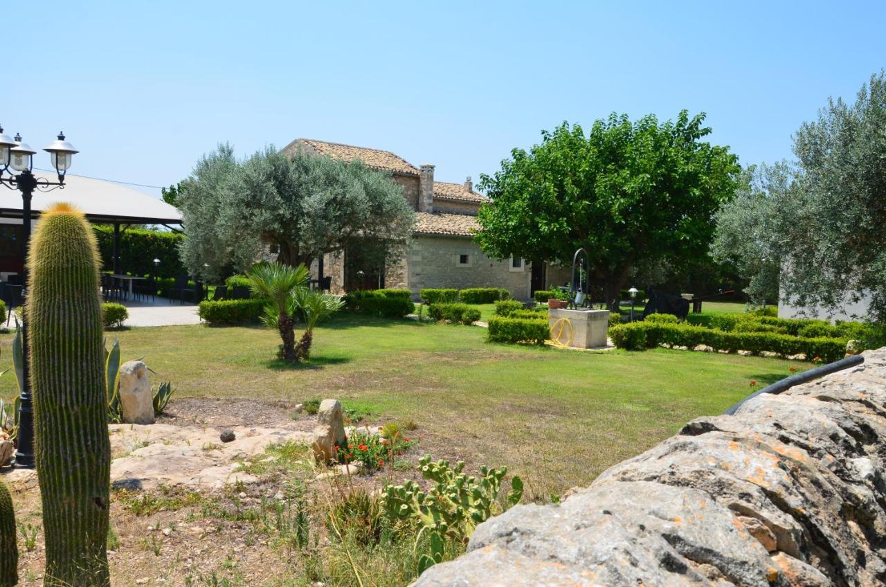 Serravalle Relais & Country Villa With Private Pool - Esclusive Use Киарамонте Гулфи Екстериор снимка