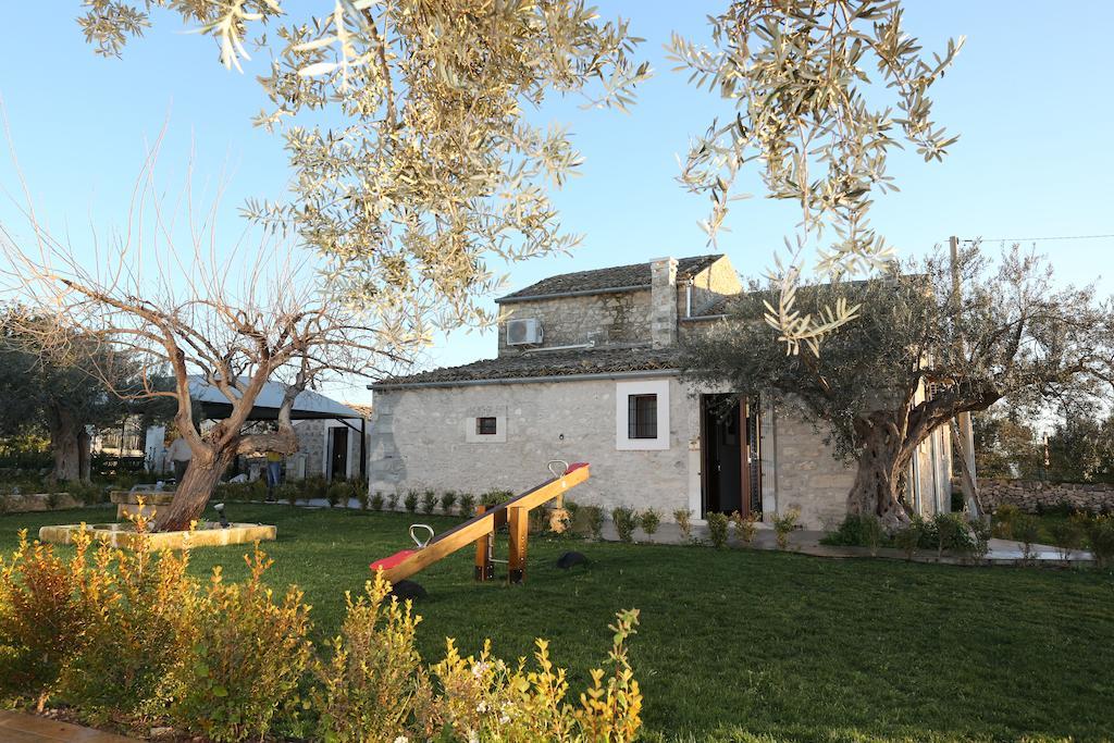 Serravalle Relais & Country Villa With Private Pool - Esclusive Use Киарамонте Гулфи Стая снимка
