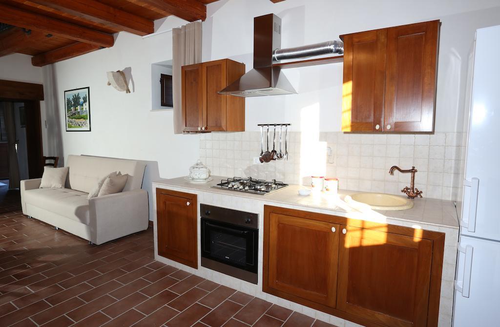 Serravalle Relais & Country Villa With Private Pool - Esclusive Use Киарамонте Гулфи Стая снимка