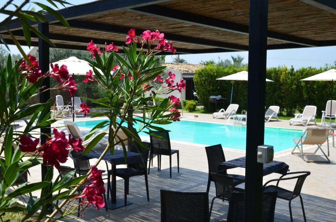 Serravalle Relais & Country Villa With Private Pool - Esclusive Use Киарамонте Гулфи Екстериор снимка